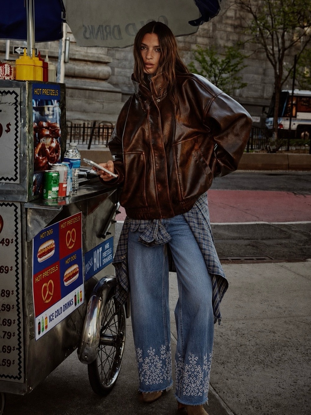 Abercrombie & Fitch | Curve Love High Rise 90s Relaxed Cutwork Embroidered Jeans